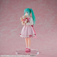 Load image into Gallery viewer, Piapro Figure Hastune Miku Conceptual Series Vol 3 Luminasta Sega