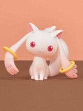 Load image into Gallery viewer, Puella Magi Madoka Magica: The Movie Rebellion - Fluffy Puffy Kyubey Figure - Banpresto