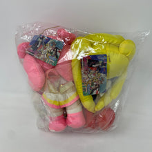 Load image into Gallery viewer, Sailor Moon Plush Set Usagi &amp; Chibi Moon Vintage 1994/1995 Banpresto

