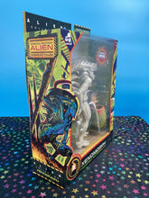 Load image into Gallery viewer, Lanard 7" Alien Figure Xenomorph Drone
