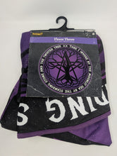 Load image into Gallery viewer, Spirit Halloween Fleece Throw Purple Pentagram

