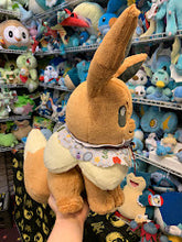 Load image into Gallery viewer, Pokemon Plush Eevee &amp; Antique Ichiban Kuji A Prize 2018 Banpresto
