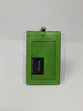 Load image into Gallery viewer, Rick and Morty Retractable Cardholder Spaceship Bioworld
