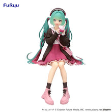 Load image into Gallery viewer, Piapro Figure Hatsune Miku Noodle Stopper Autumn Date Pink ver. FuRyu
