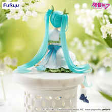 Load image into Gallery viewer, Piapro Hatsune Miku Noodle Stopper Prize Figure Flower Fairy - Lily of the Valley ver. FuRyu
