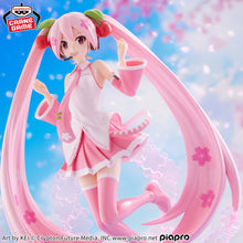 Load image into Gallery viewer, Piapro Figure Hatsune Miku Sakura EVOLVE Banpresto

