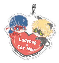Load image into Gallery viewer, Miraculous Ladybug &amp; Cat Noir Hug Meets Acrylic Keychain
